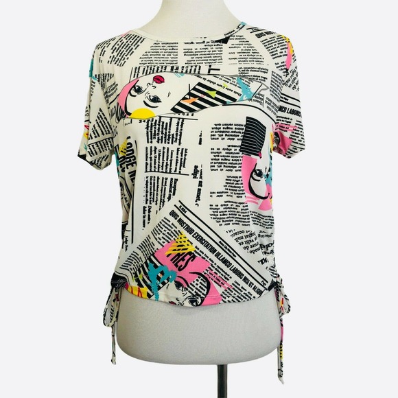 Occasion Graphic Top Newsprint - Picture 2 of 6